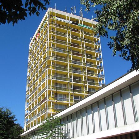 International Home Of Scientists Joliot Curie Saints Constantine and Helena Exterior photo